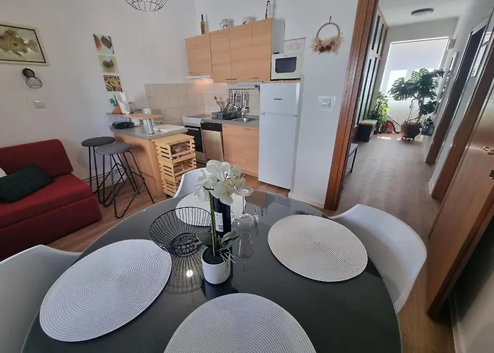 Lägenhet 10m Vom Entfernt By Interhome *